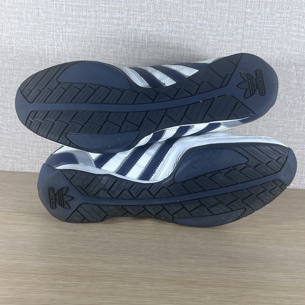 Vintage Adidas Team Leather O Grip Sneakers White Navy Men's Size 11.5 Y2K - Picture 10 of 15